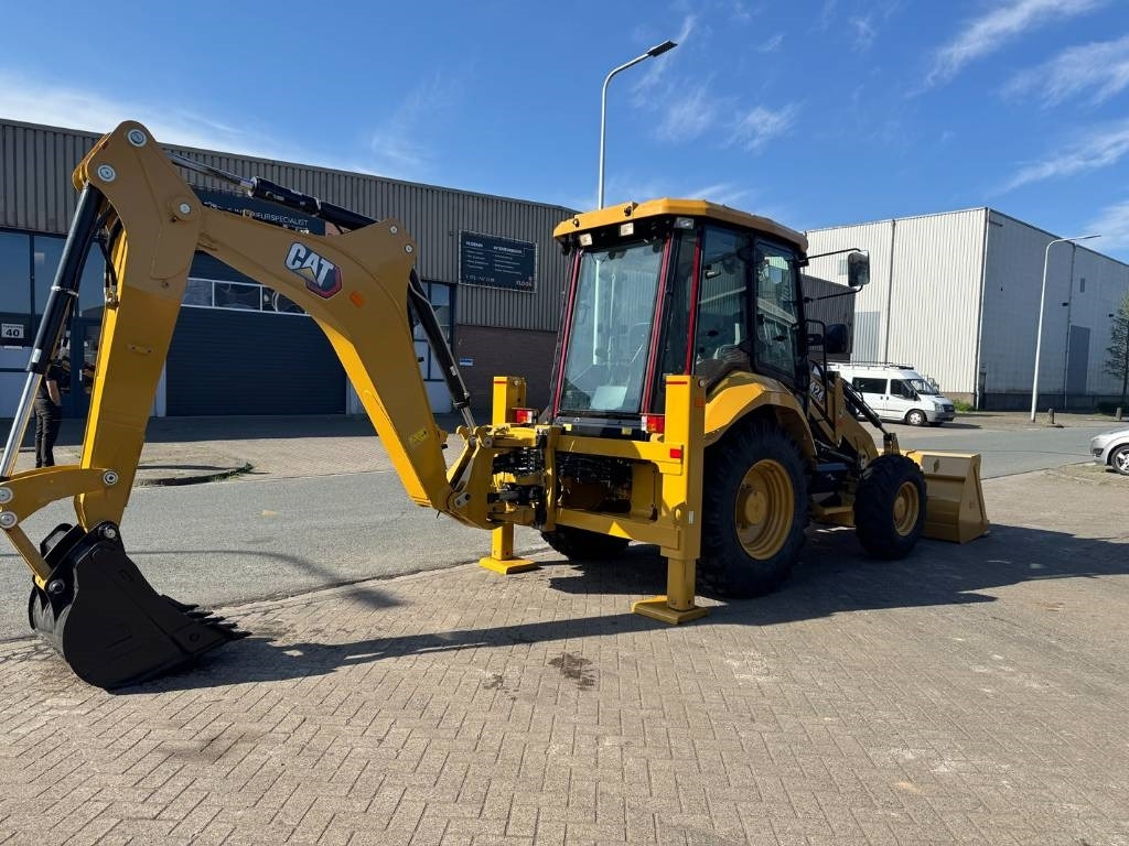 CAT 424 4X4 ( UNUSED NEW )  - Экскаватор-погрузчик: фото 4 CAT 424 4X4 ( UNUSED NEW )  - Экскаватор-погрузчик: фото 4