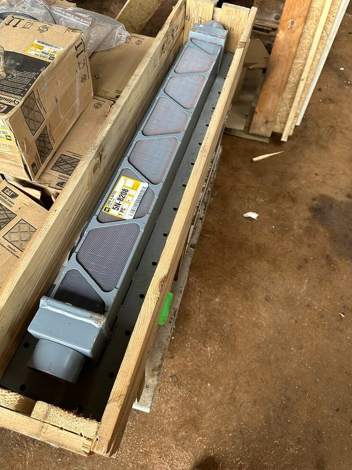 CAT 5N8208 5N-8208 core a after cooler  - Радиатор для Строительной техники: фото 3 CAT 5N8208 5N-8208 core a after cooler  - Радиатор для Строительной техники: фото 3