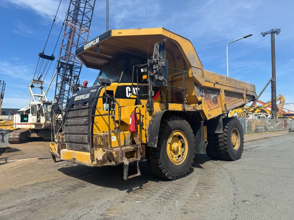 CAT 770 - Карьерный самосвал: фото 1 CAT 770 - Карьерный самосвал: фото 1