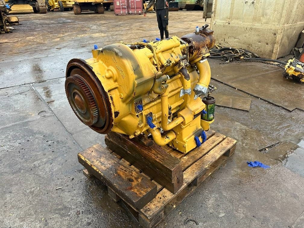 CAT 950 G II hydrolic pump / gearbox  - Коробка передач для Строительной техники: фото 1 CAT 950 G II hydrolic pump / gearbox  - Коробка передач для Строительной техники: фото 1