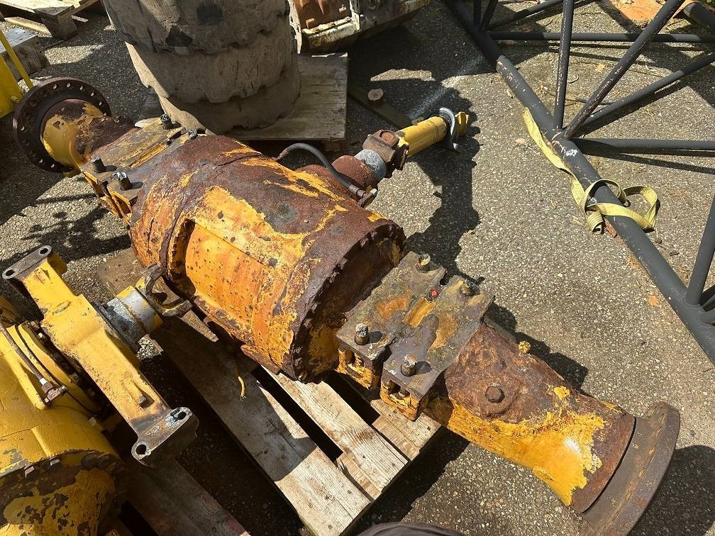 CAT 950 G front axel  - Ось и запчасти для Строительной техники: фото 3 CAT 950 G front axel  - Ось и запчасти для Строительной техники: фото 3