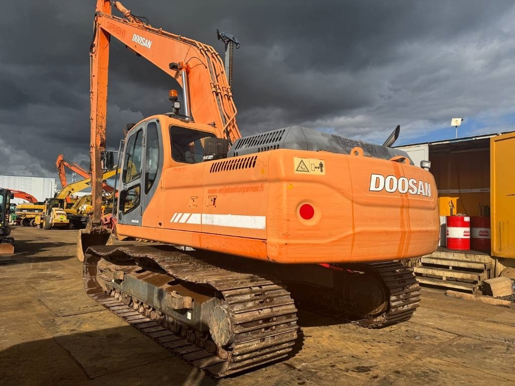 Doosan DX 300 LC ( 4.690 original hours 18M long reach ) - Экскаватор: фото 3 Doosan DX 300 LC ( 4.690 original hours 18M long reach ) - Экскаватор: фото 3