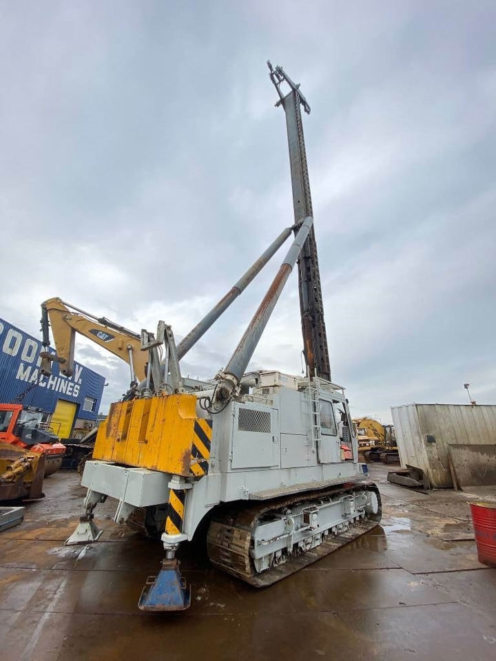 Hitachi KH 150-3 - Сваебойная установка: фото 3 Hitachi KH 150-3 - Сваебойная установка: фото 3