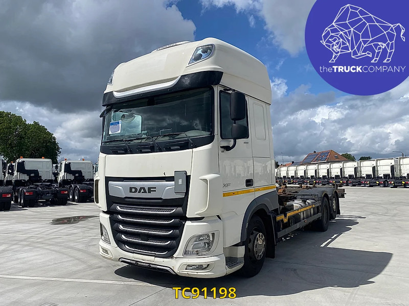 DAF XF 480 - Грузовик-контейнеровоз/ Сменный кузов: фото 1 DAF XF 480 - Грузовик-контейнеровоз/ Сменный кузов: фото 1