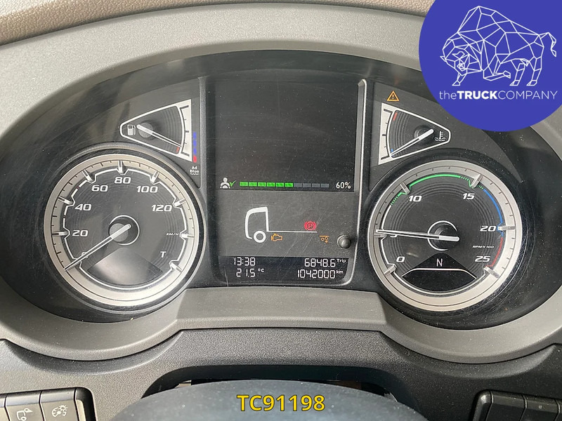 DAF XF 480 - Грузовик-контейнеровоз/ Сменный кузов: фото 4 DAF XF 480 - Грузовик-контейнеровоз/ Сменный кузов: фото 4