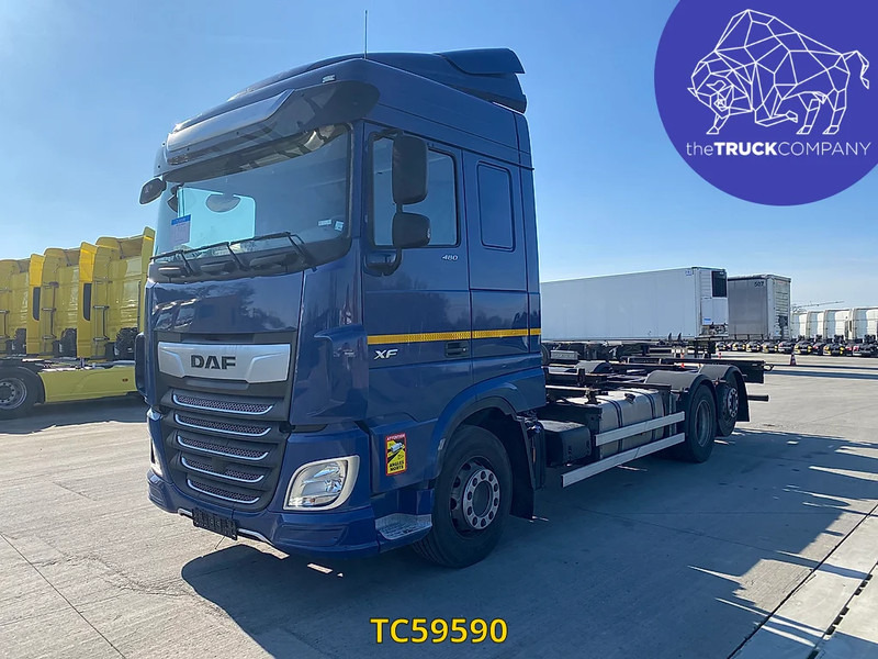 DAF XF Euro6 480 - Грузовик-контейнеровоз/ Сменный кузов: фото 1 DAF XF Euro6 480 - Грузовик-контейнеровоз/ Сменный кузов: фото 1