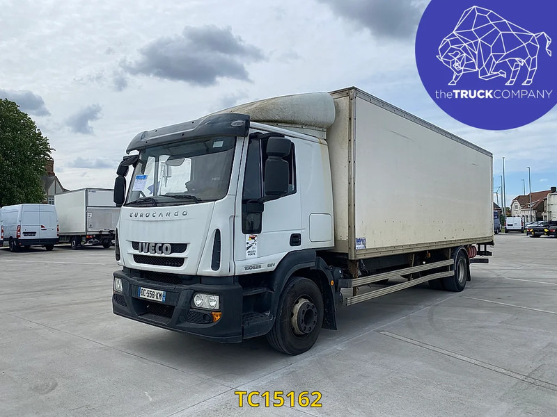 Iveco EuroCargo 160 E25 - Грузовик с закрытым кузовом: фото 1 Iveco EuroCargo 160 E25 - Грузовик с закрытым кузовом: фото 1