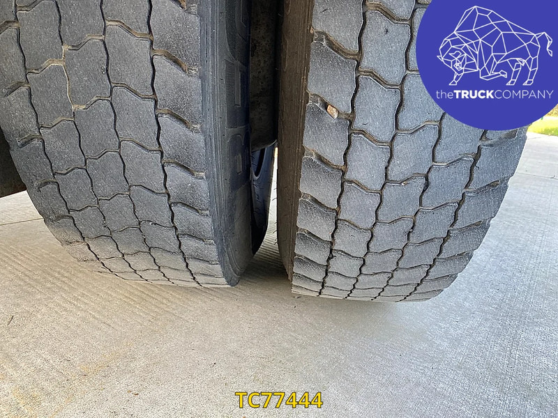 Тентованный грузовик Mercedes-Benz Axor 1828: фото 17