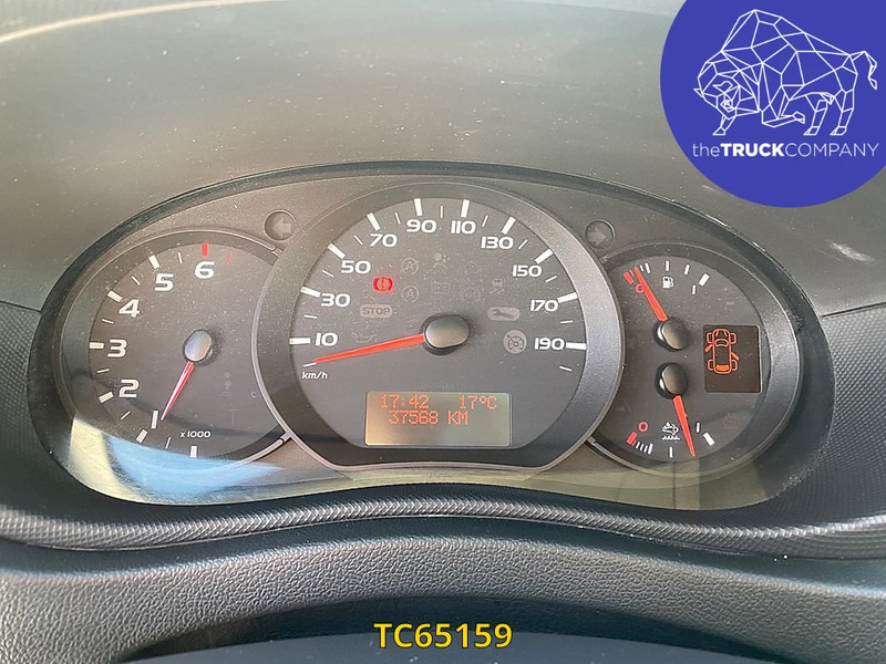 Цельнометаллический фургон Renault Master 2.3 DCI L2H2: фото 6