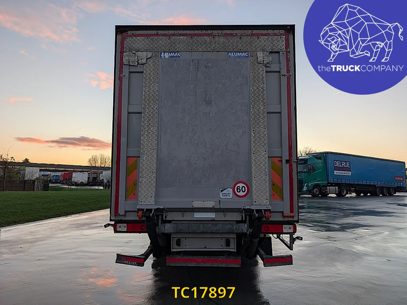 Renault Premium 280 - Грузовик с закрытым кузовом: фото 3 Renault Premium 280 - Грузовик с закрытым кузовом: фото 3