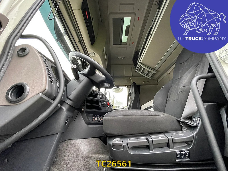 Тягач DAF XF 480: фото 8