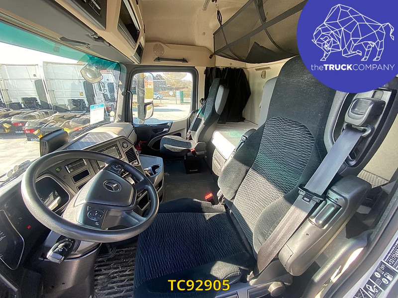 Mercedes-Benz Actros 1851 - Тягач: фото 4 Mercedes-Benz Actros 1851 - Тягач: фото 4
