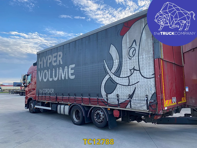 Volvo FH 500 - Тентованный грузовик: фото 2 Volvo FH 500 - Тентованный грузовик: фото 2