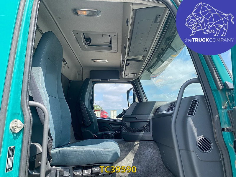 Volvo FM 410 - Грузовик для перевозки животных: фото 5 Volvo FM 410 - Грузовик для перевозки животных: фото 5