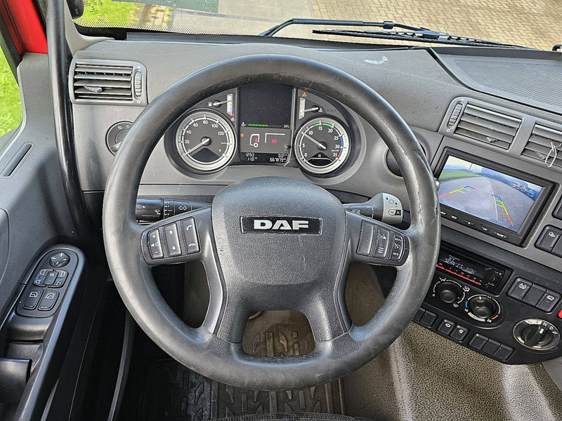 Фото интерьера 2: DAF CF 250 19T LIFT AIRCO в лизинг DAF CF 250 19T LIFT AIRCO