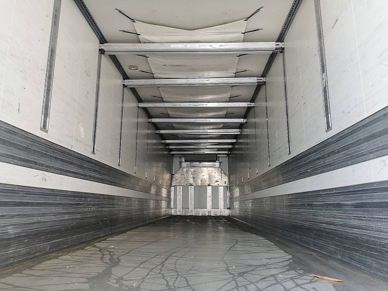 Полуприцеп-рефрижератор Krone SD R: фото 6 Полуприцеп-рефрижератор Krone SD R: фото 6