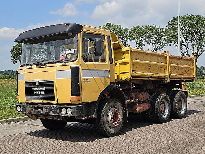 MAN 26.281 DFK 6X4 STEEL 6 CYL. - Самосвал: фото 2 MAN 26.281 DFK 6X4 STEEL 6 CYL. - Самосвал: фото 2