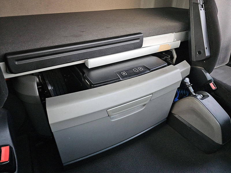 Грузовик-контейнеровоз/ Сменный кузов MAN 26.460 TGX: фото 10