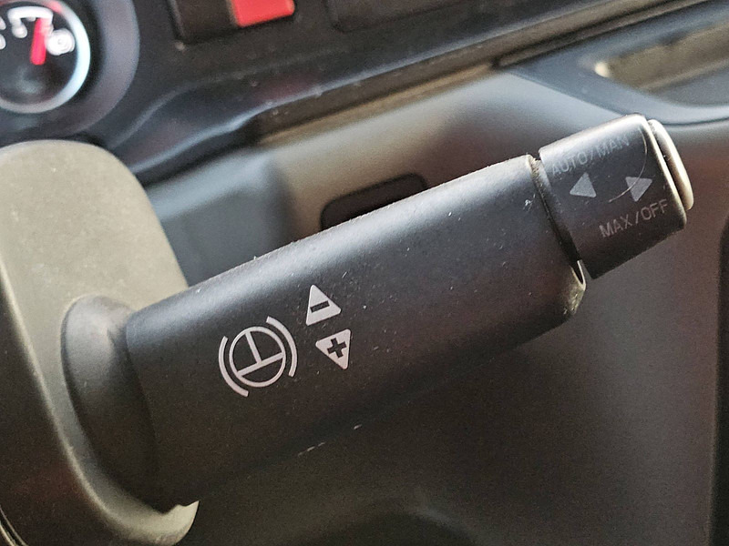 Грузовик-контейнеровоз/ Сменный кузов MAN 26.460 TGX: фото 12