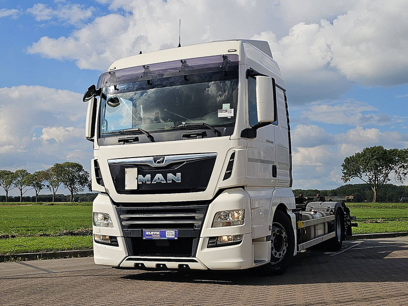 MAN 26.500 TGX - Грузовик-контейнеровоз/ Сменный кузов: фото 1 MAN 26.500 TGX - Грузовик-контейнеровоз/ Сменный кузов: фото 1