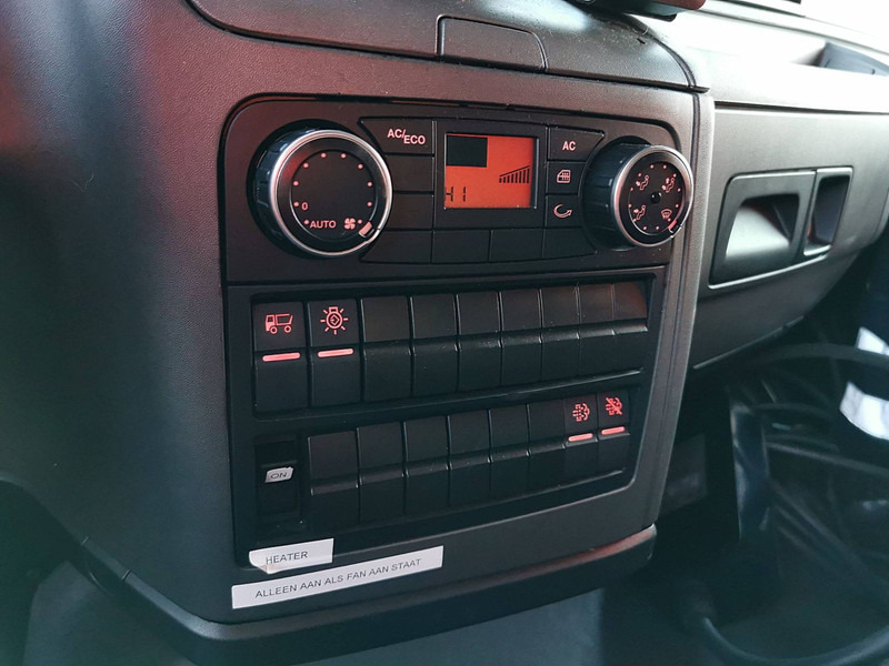 Грузовик с закрытым кузовом, Электрогрузовик MAN E FULL ELECTRIC 20kW 150km range: фото 10 Грузовик с закрытым кузовом, Электрогрузовик MAN E FULL ELECTRIC 20kW 150km range: фото 10