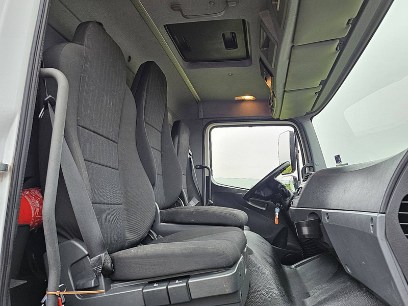 Фото интерьера 1: Рефрижератор Mercedes-Benz ATEGO 1224 L