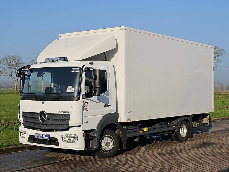 Mercedes-Benz ATEGO 918 - Грузовик с закрытым кузовом: фото 2 Mercedes-Benz ATEGO 918 - Грузовик с закрытым кузовом: фото 2