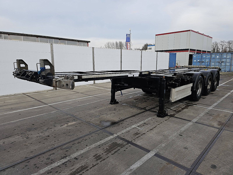 Renders EURO 800 - Полуприцеп: фото 1 Renders EURO 800 - Полуприцеп: фото 1