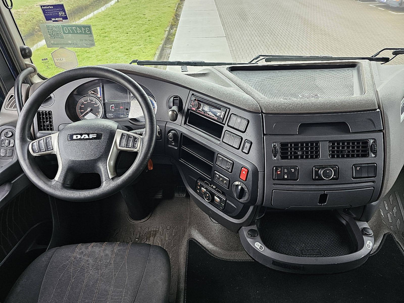 Фото интерьера 1: Тягач DAF XF 530 SSC INTARDER SKIRTS