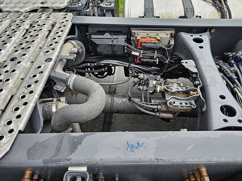 Тягач Scania R410 HL RETARDER ALCOA'S: фото 17