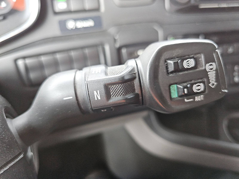 Тягач Scania S450: фото 10