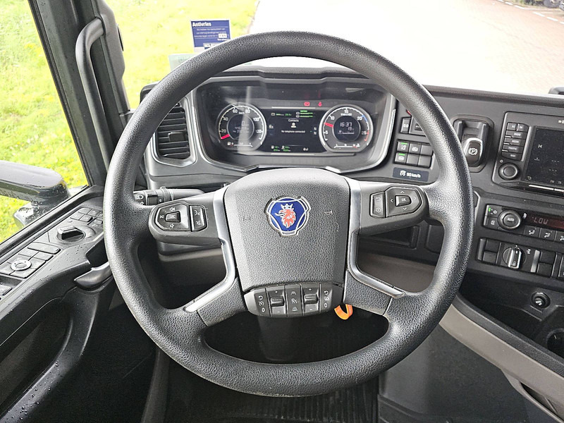 Тягач Scania S450: фото 11