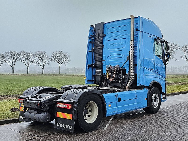 Volvo FH 460 PTO SKIRTS VEB+ - Тягач: фото 3 Volvo FH 460 PTO SKIRTS VEB+ - Тягач: фото 3