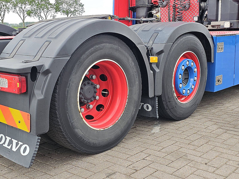 Тягач Volvo FH 460 XL 6X2 I-SAVE LED: фото 16 Тягач Volvo FH 460 XL 6X2 I-SAVE LED: фото 16