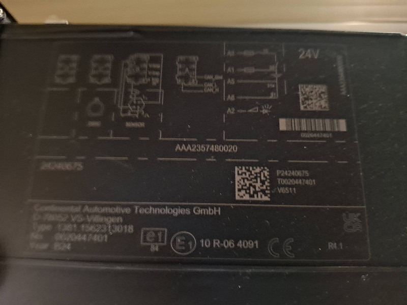 Тягач Volvo FH 500 XL LED I-PARK-COOL: фото 16 Тягач Volvo FH 500 XL LED I-PARK-COOL: фото 16