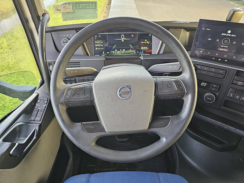 Тягач Volvo FH 500 XL LED I-PARK-COOL: фото 14 Тягач Volvo FH 500 XL LED I-PARK-COOL: фото 14