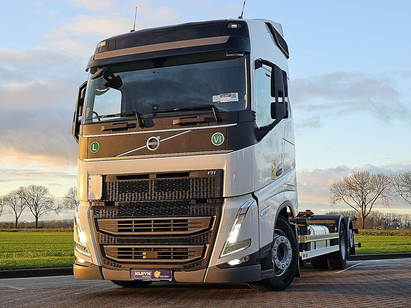 Volvo FH 460 - Грузовик-контейнеровоз/ Сменный кузов: фото 1 Volvo FH 460 - Грузовик-контейнеровоз/ Сменный кузов: фото 1