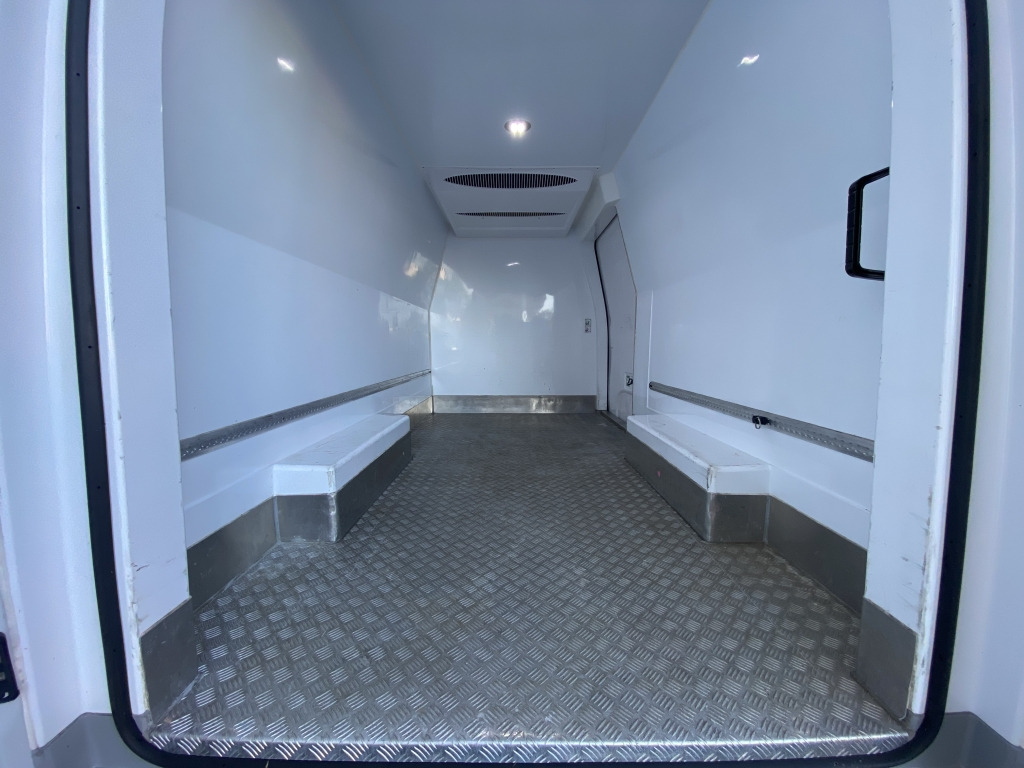 Iveco Daily 35S14 Hi-Matic Klimaautom. Kerstner 206 RA - Фургон-рефрижератор: фото 4 Iveco Daily 35S14 Hi-Matic Klimaautom. Kerstner 206 RA - Фургон-рефрижератор: фото 4