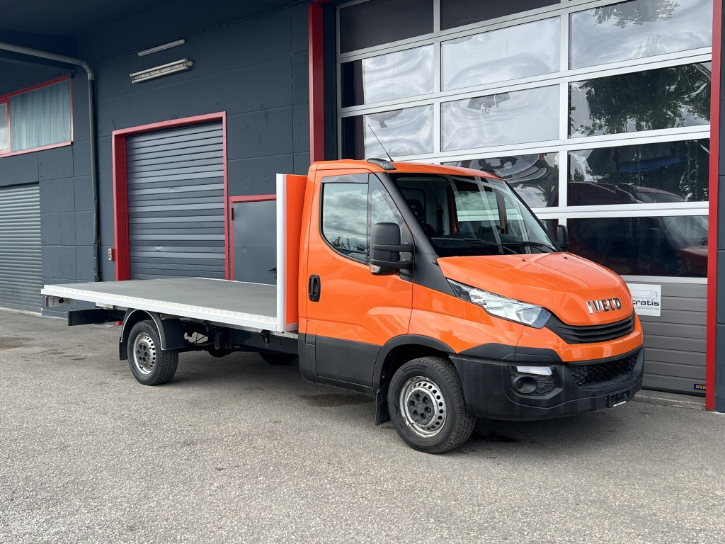 Iveco Daily 35S14 MAXI 4,35m Plattform Klima - Малотоннажный бортовой грузовик: фото 1 Iveco Daily 35S14 MAXI 4,35m Plattform Klima - Малотоннажный бортовой грузовик: фото 1