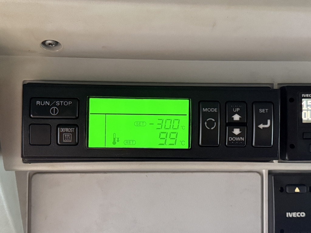 Iveco Stralis AD190S31 7,7m Mitsubishi TDJS50DA Diesel - Рефрижератор: фото 4 Iveco Stralis AD190S31 7,7m Mitsubishi TDJS50DA Diesel - Рефрижератор: фото 4