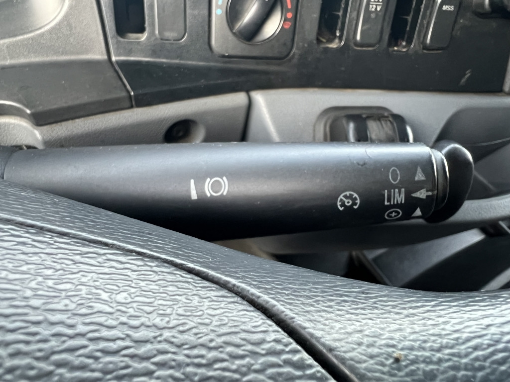 Mercedes-Benz Axor 1833 7m Koffer 2x Schwenkwand LBW Or.382'km - Грузовик для перевозки напитков: фото 5 Mercedes-Benz Axor 1833 7m Koffer 2x Schwenkwand LBW Or.382'km - Грузовик для перевозки напитков: фото 5