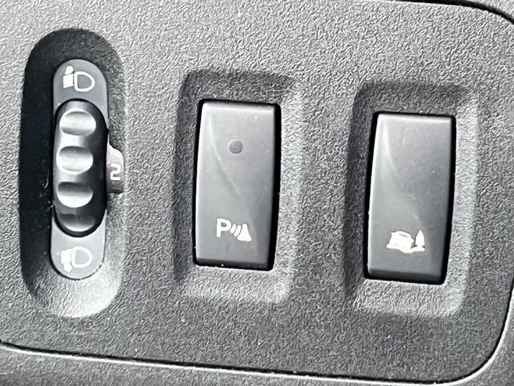 Opel Movano Klima MAXI Parkpilotsyst Heckflügeltüren - Цельнометаллический фургон: фото 3 Opel Movano Klima MAXI Parkpilotsyst Heckflügeltüren - Цельнометаллический фургон: фото 3