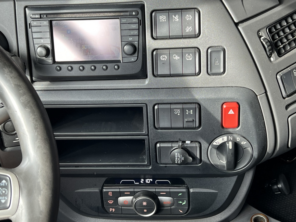 Daf XF 480 Stand+Klimaaut. NAVI ACC 2x Nebenantrieb - Тягач: фото 2 Daf XF 480 Stand+Klimaaut. NAVI ACC 2x Nebenantrieb - Тягач: фото 2