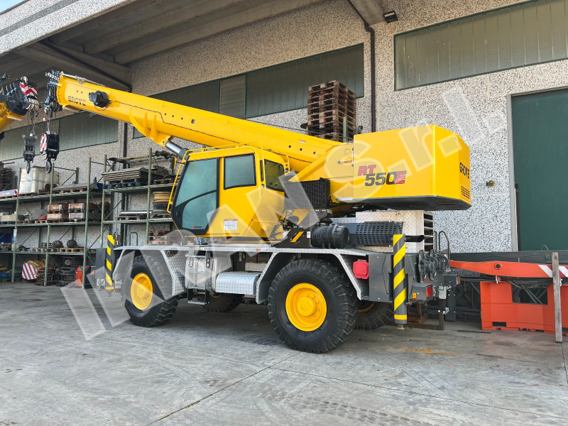 Grove RT550E - Короткобазный кран: фото 3 Grove RT550E - Короткобазный кран: фото 3