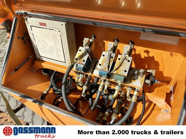 IMSSN E2940HFA Feuchtsalzstreuer, 4m³, 1950l - Разбрасыватель песка/ Соли для Коммунальной и специальной техники: фото 4 IMSSN E2940HFA Feuchtsalzstreuer, 4m³, 1950l - Разбрасыватель песка/ Соли для Коммунальной и специальной техники: фото 4
