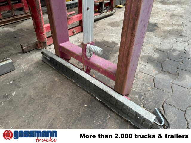 KM 312-V-1100 Palettenzange - Захват для Строительной техники: фото 4 KM 312-V-1100 Palettenzange - Захват для Строительной техники: фото 4