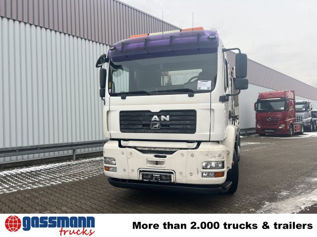 Портальный бункеровоз MAN TGA 26.360 6X2/4 BL, Vorlauf Lenk-Liftachse: фото 9