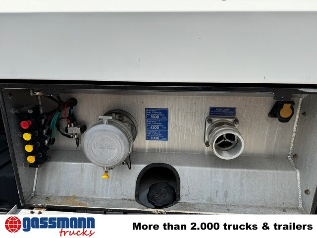 MAN TGA 26.390 6X2-4 BL, Lenk-/Liftachse, Willig - Грузовик-цистерна: фото 3 MAN TGA 26.390 6X2-4 BL, Lenk-/Liftachse, Willig - Грузовик-цистерна: фото 3