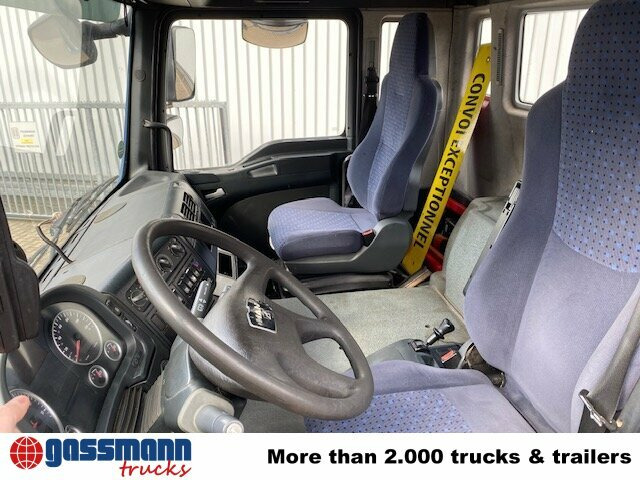 MAN TGA 35.480 8x4-4 BL, Lift-/Lenkachse - Грузовик-шасси: фото 4 MAN TGA 35.480 8x4-4 BL, Lift-/Lenkachse - Грузовик-шасси: фото 4