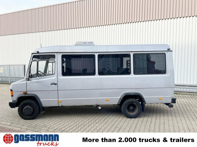 Mercedes-Benz 711 D-KA 4x2, Standklima, 11-Sitze, 2 x on stock - Грузовик с закрытым кузовом: фото 2 Mercedes-Benz 711 D-KA 4x2, Standklima, 11-Sitze, 2 x on stock - Грузовик с закрытым кузовом: фото 2